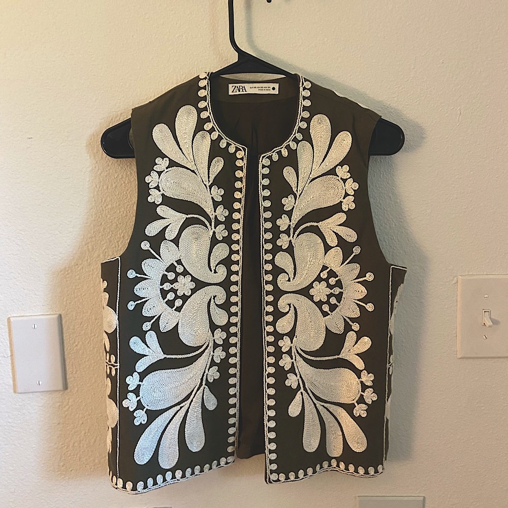 Zara Patterned Vest